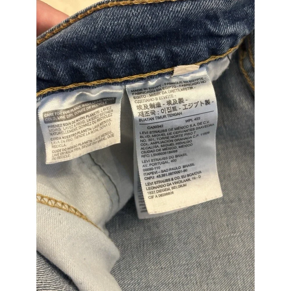 Levis pre owned